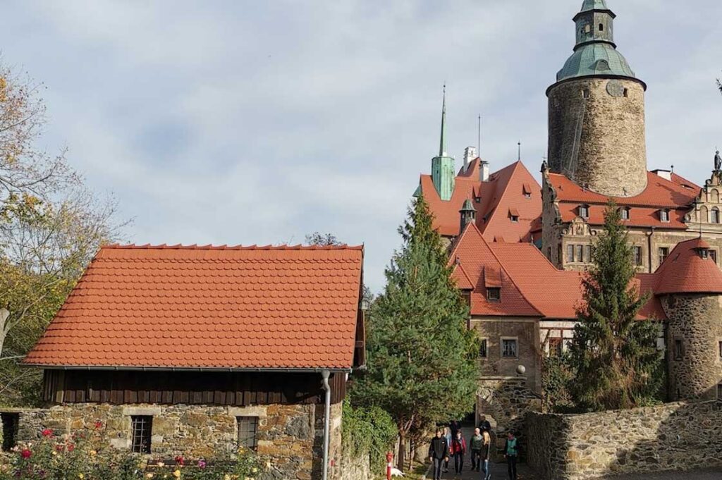 Aussenansicht Burg Tschocha Burg in Polen