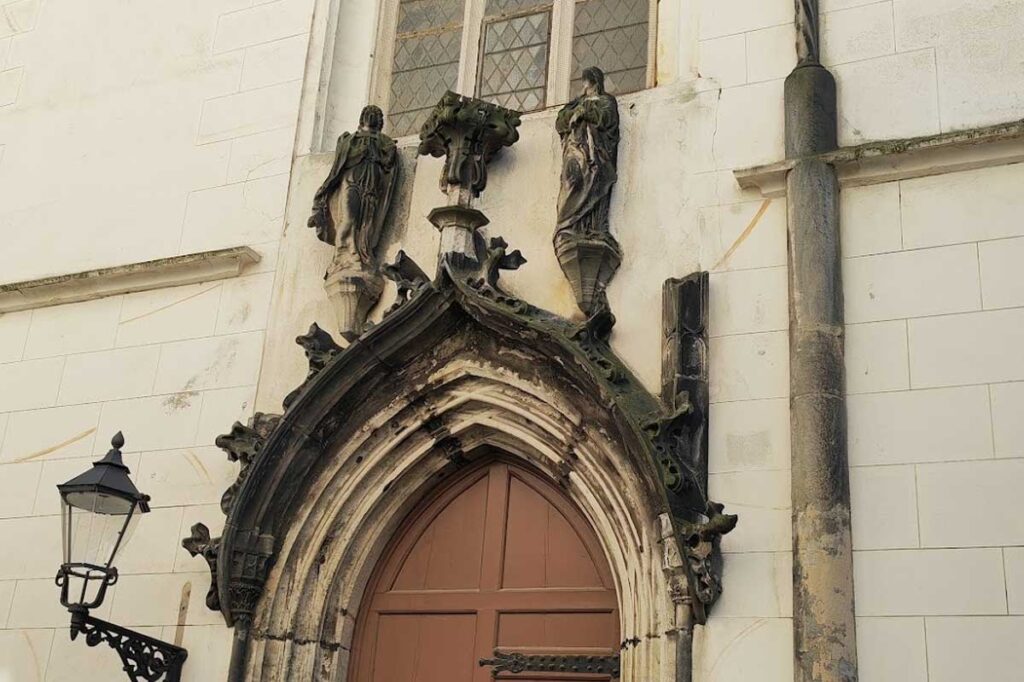 Tor Annenkapelle
