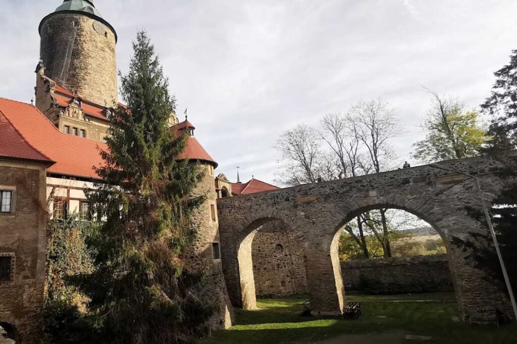 Uebergang Burg Tschocha Burg Tschocha