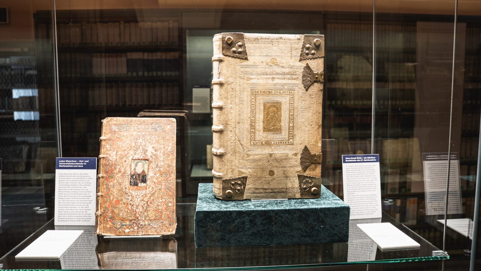 ausstellung bucheinbaende barockhaus 10