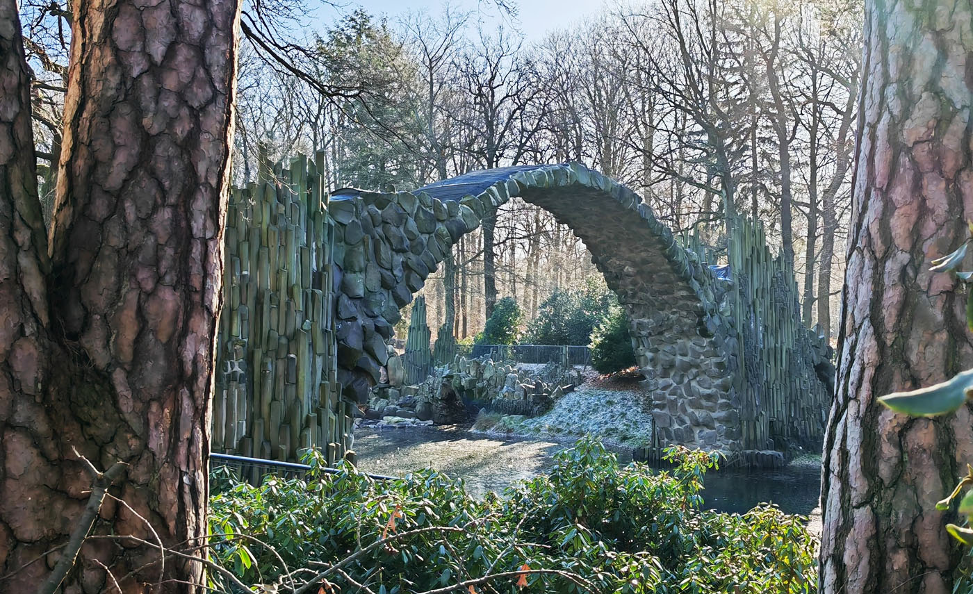Rakotzbrücke im Rhododendronpark Kromlau